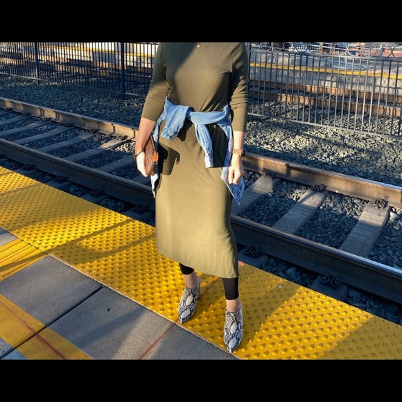 Maxi long sleeve dress worn once - Picture 4 of 4